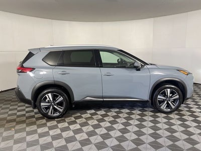 2022 Nissan Rogue SL