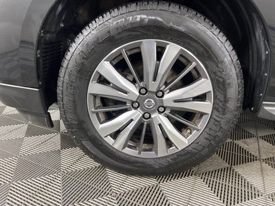 2018 Nissan Pathfinder SV