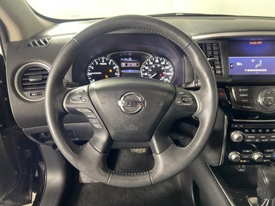 2018 Nissan Pathfinder SV