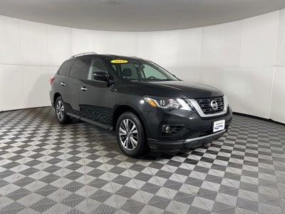 2018 Nissan Pathfinder SV