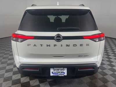 2024 Nissan Pathfinder SV