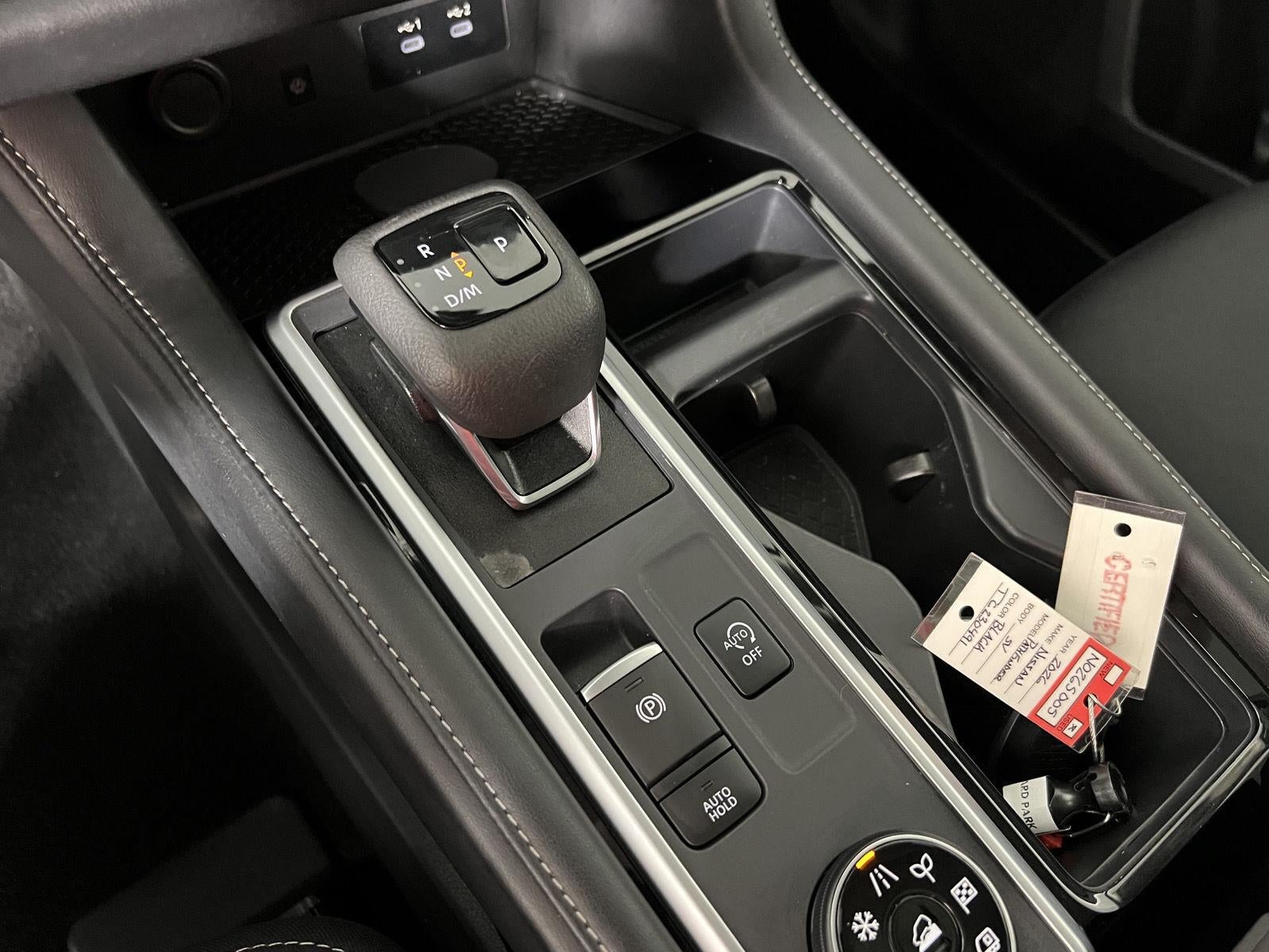 2026 Nissan Pathfinder SV