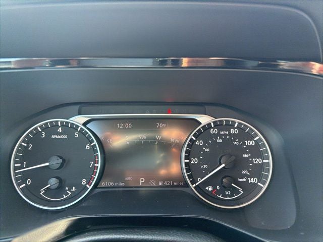 2025 Nissan Pathfinder SL