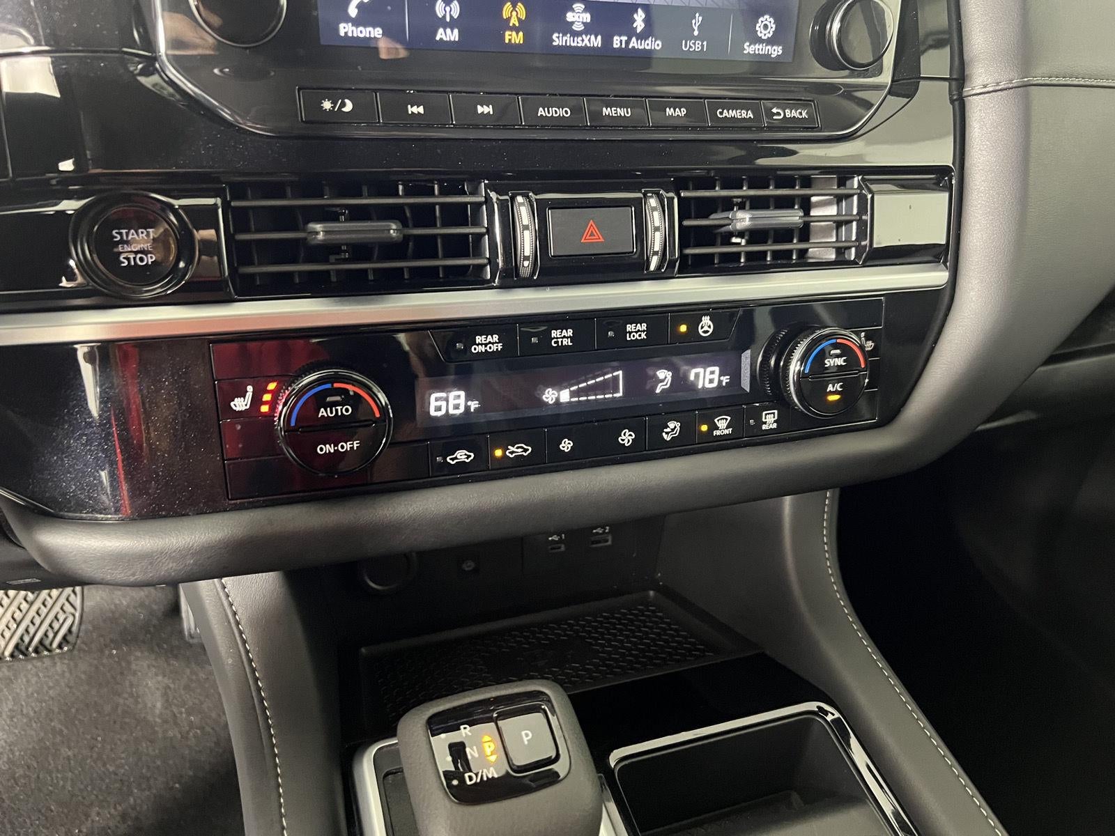 2025 Nissan Pathfinder SL
