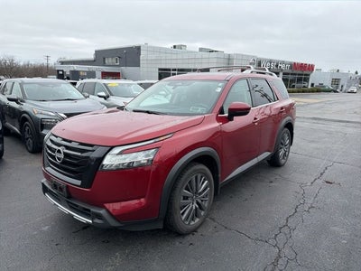 2023 Nissan Pathfinder SL