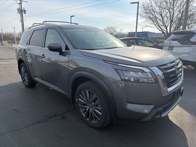 2025 Nissan Pathfinder SL