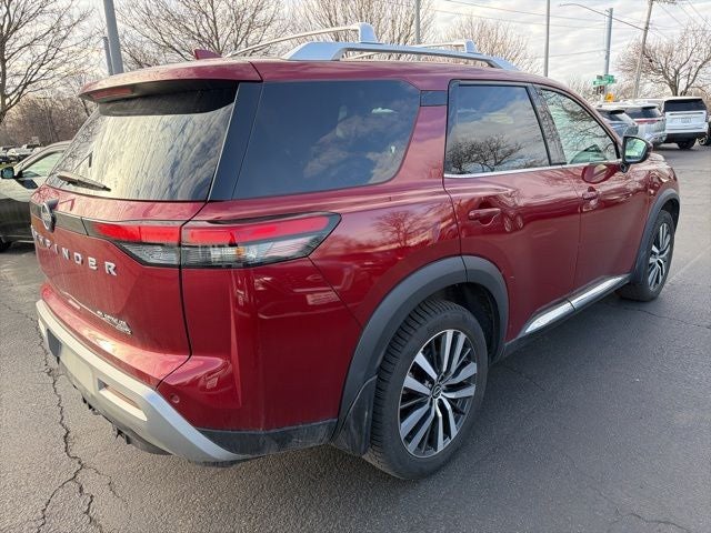 2022 Nissan Pathfinder Platinum