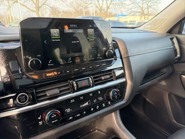 2022 Nissan Pathfinder Platinum