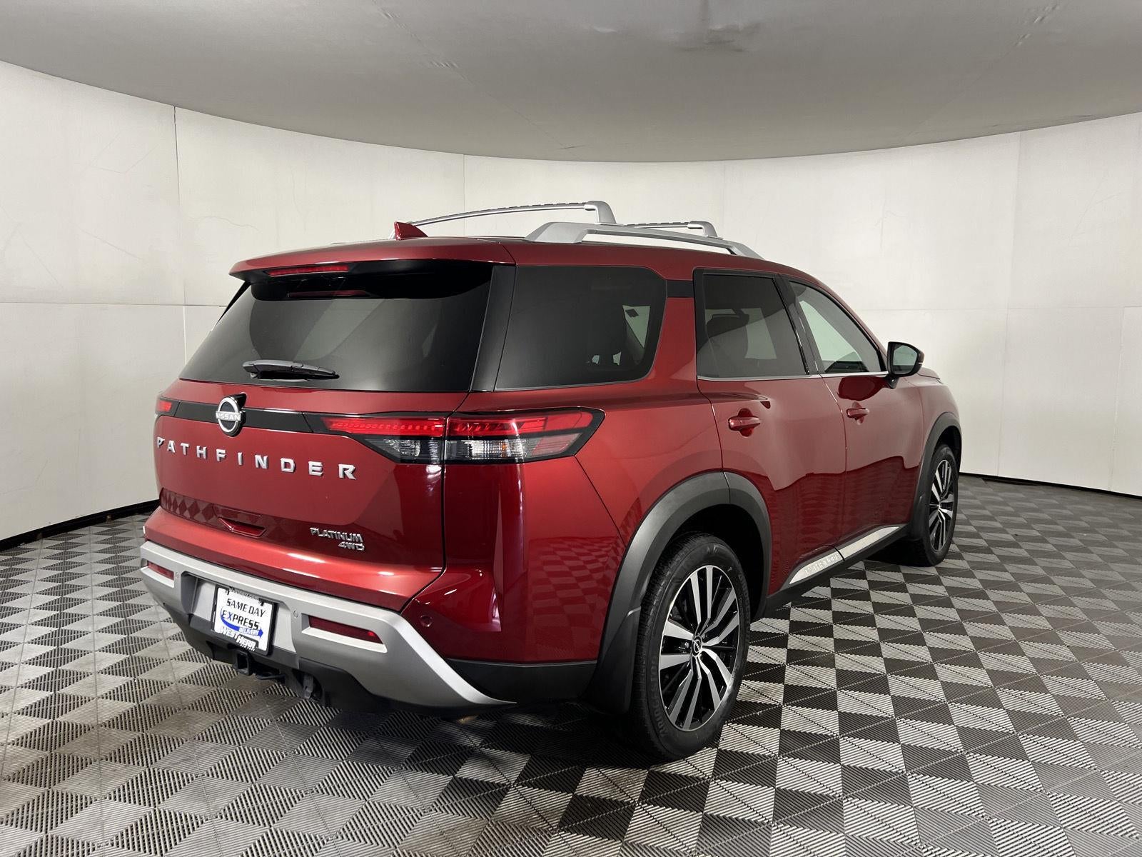 2024 Nissan Pathfinder Platinum