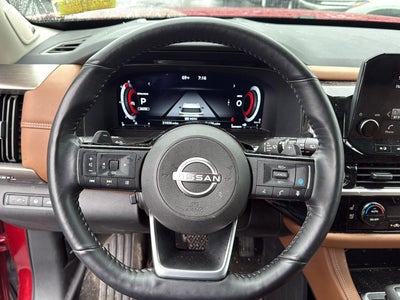 2024 Nissan Pathfinder Platinum