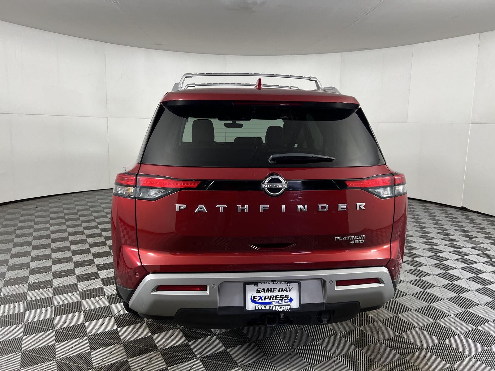 2024 Nissan Pathfinder Platinum