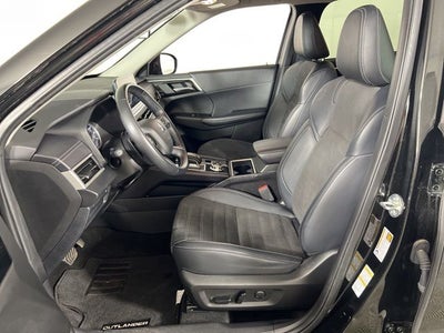 2024 Mitsubishi Outlander SE Black Edition