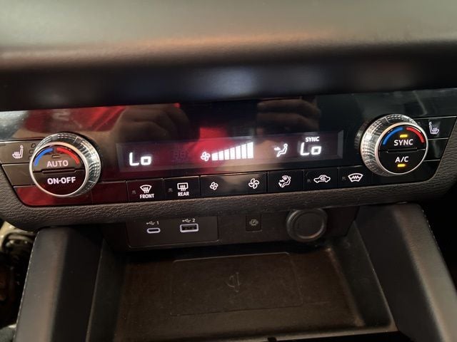 2024 Mitsubishi Outlander SE Black Edition