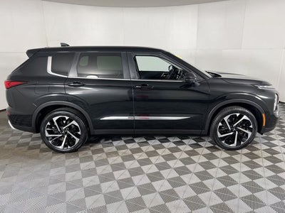 2024 Mitsubishi Outlander SE Black Edition