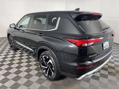 2024 Mitsubishi Outlander SE Black Edition