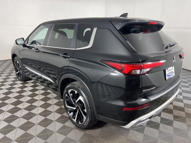 2024 Mitsubishi Outlander SE Black Edition