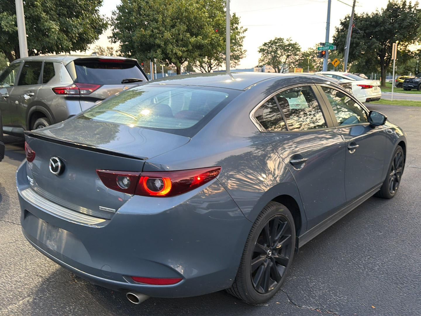 2025 Mazda Mazda3 Sedan 2.5 S Carbon Edition