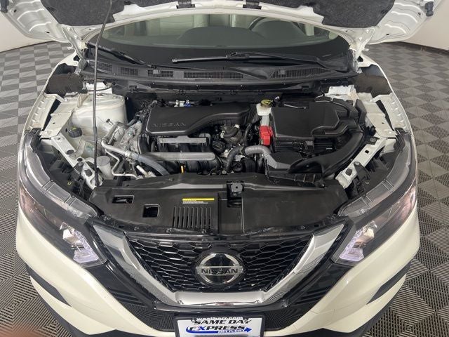 2022 Nissan Rogue Sport SV