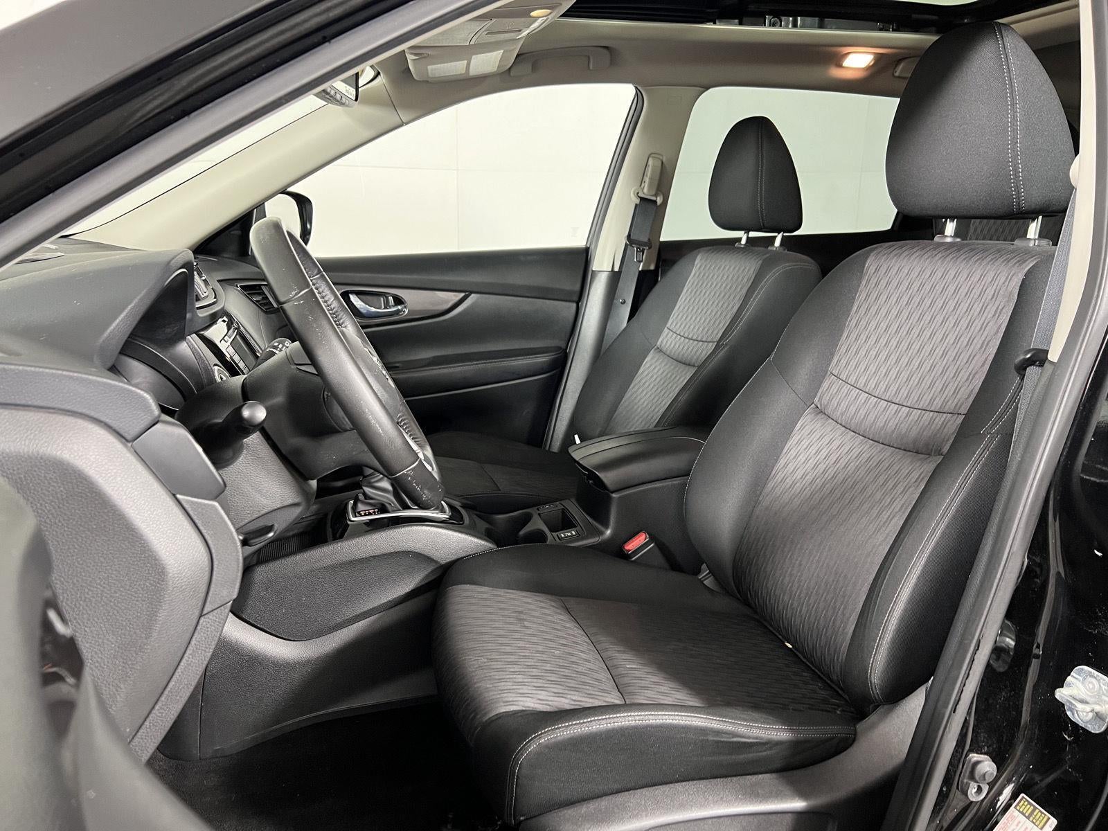 2018 Nissan Rogue Base