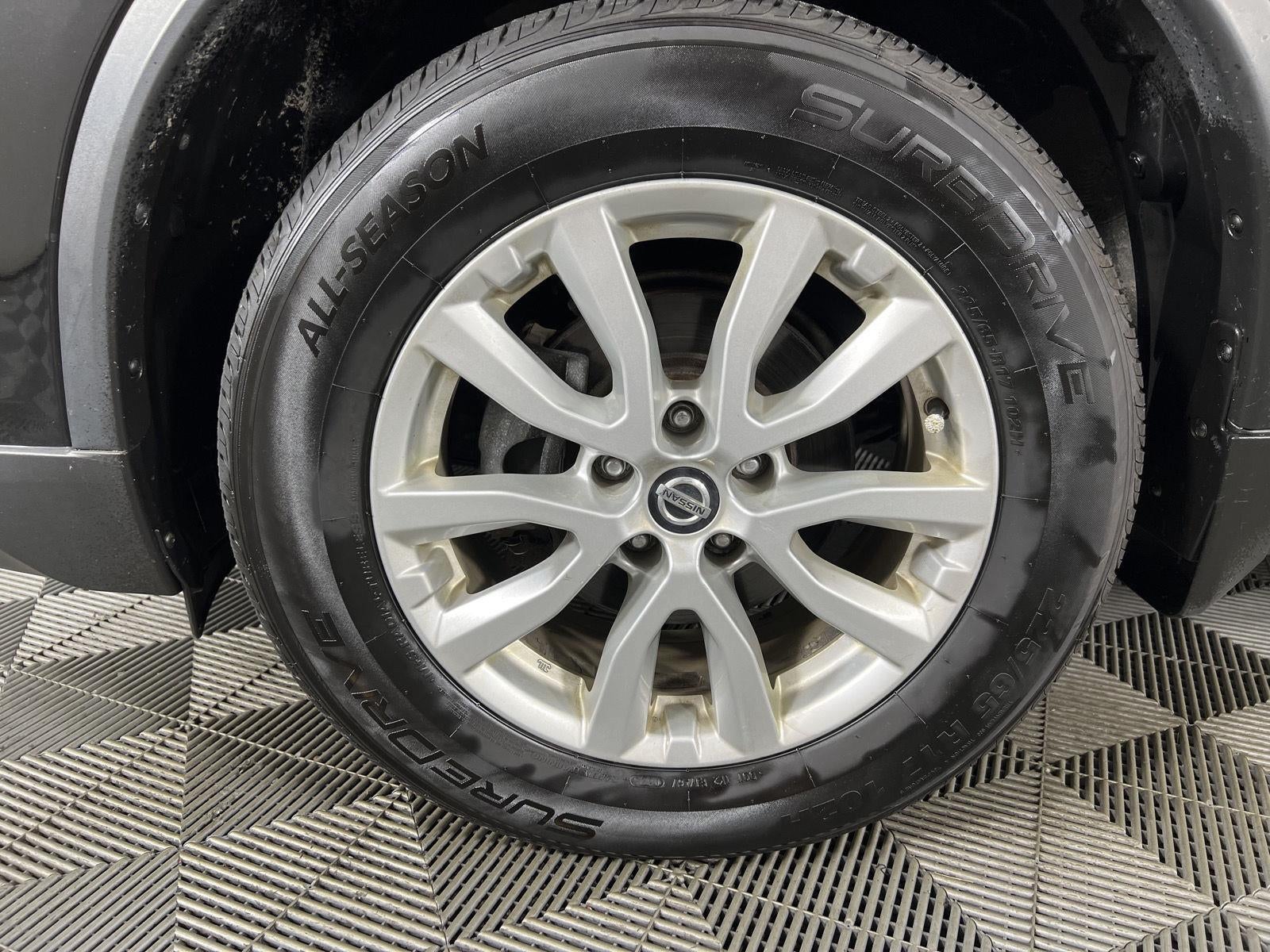 2018 Nissan Rogue Base