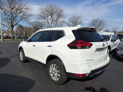 2020 Nissan Rogue SV