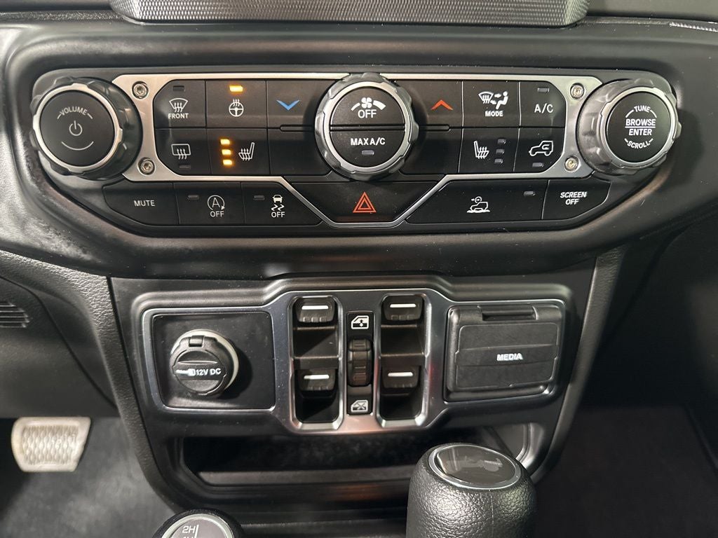 2022 Jeep Wrangler Unlimited Willys