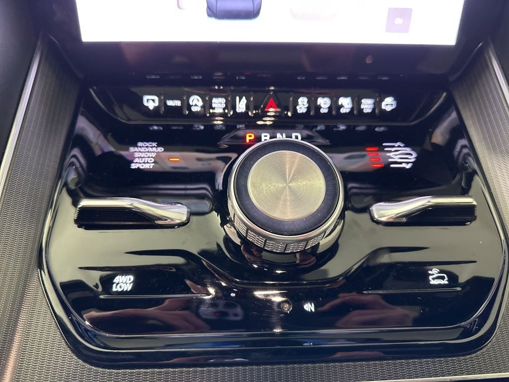 2024 Jeep Grand Wagoneer L Series II