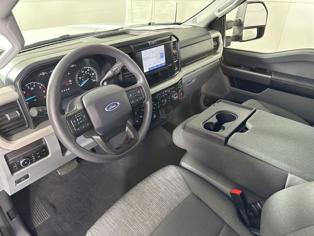 2025 Ford F-350SD XLT
