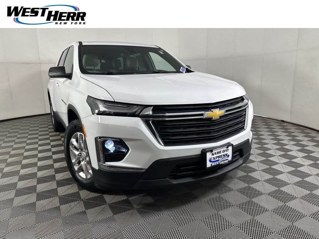 2022 Chevrolet Traverse LS