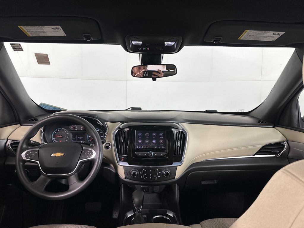 2022 Chevrolet Traverse LS