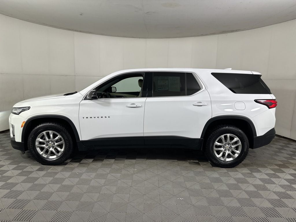 2022 Chevrolet Traverse LS