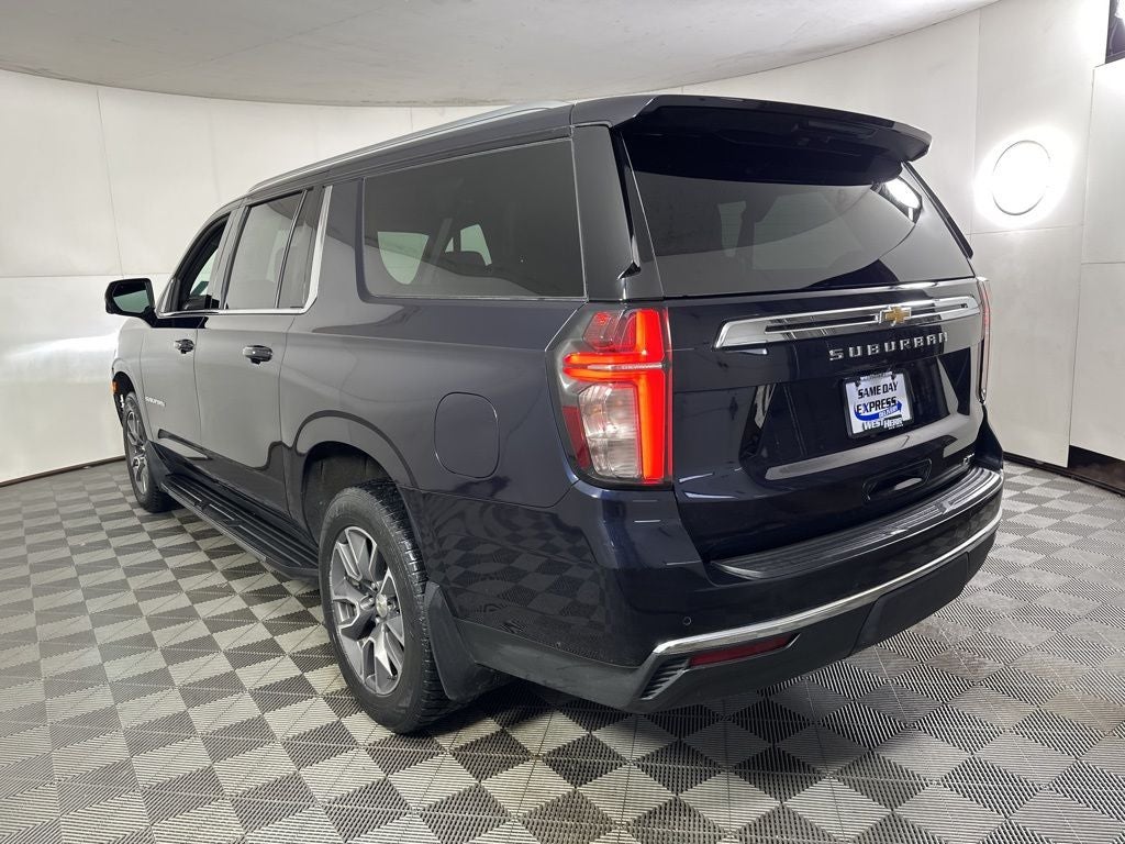 2024 Chevrolet Suburban LT