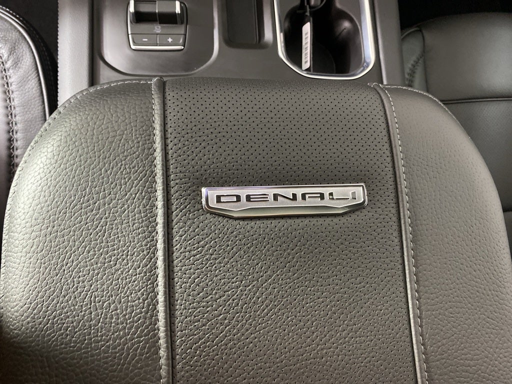 2026 GMC Sierra 2500HD Denali
