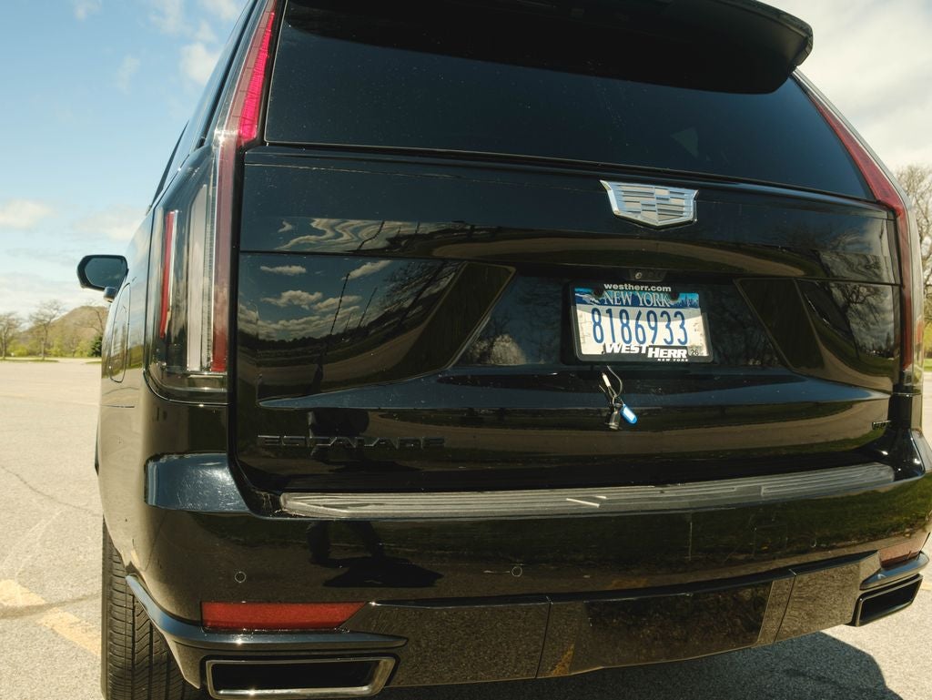 2024 Cadillac Escalade Sport