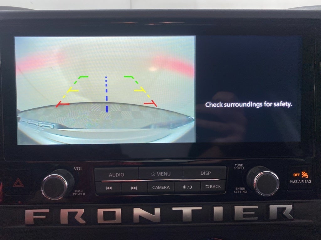 2025 Nissan Frontier SV