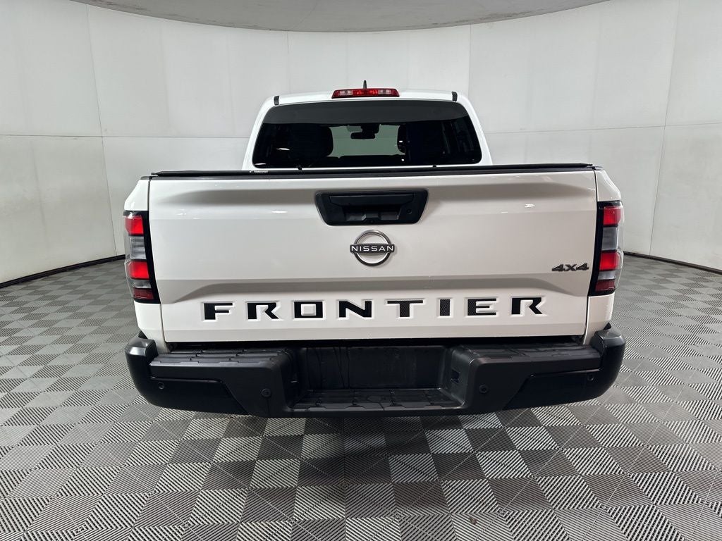 2022 Nissan Frontier S