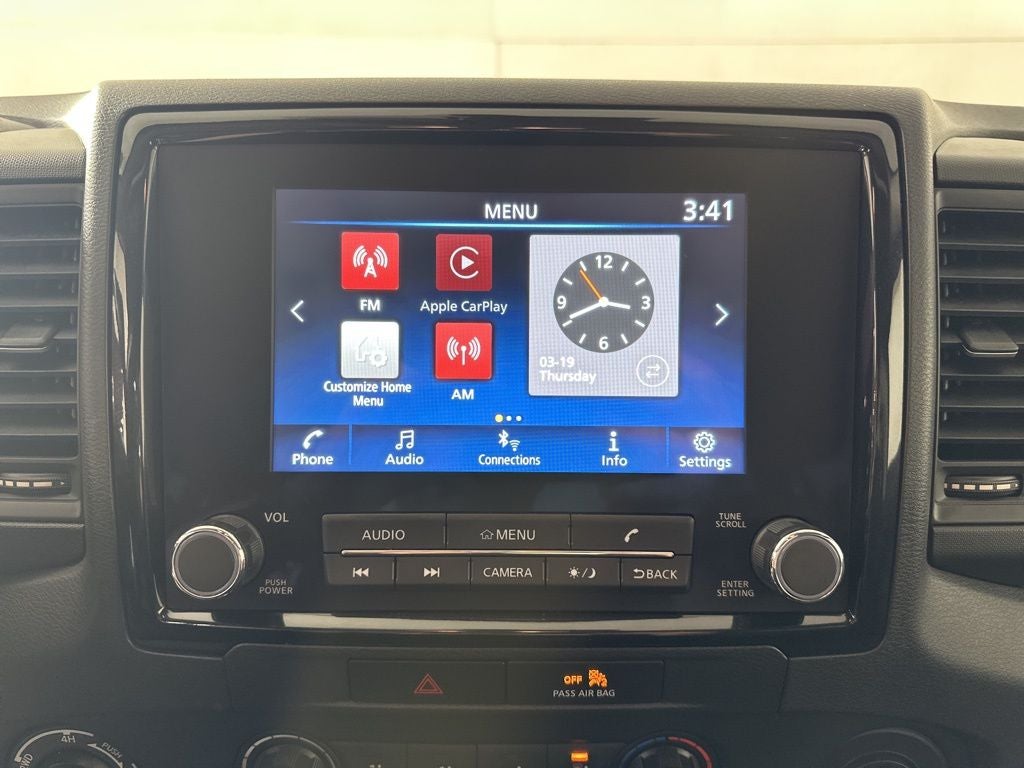 2022 Nissan Frontier S