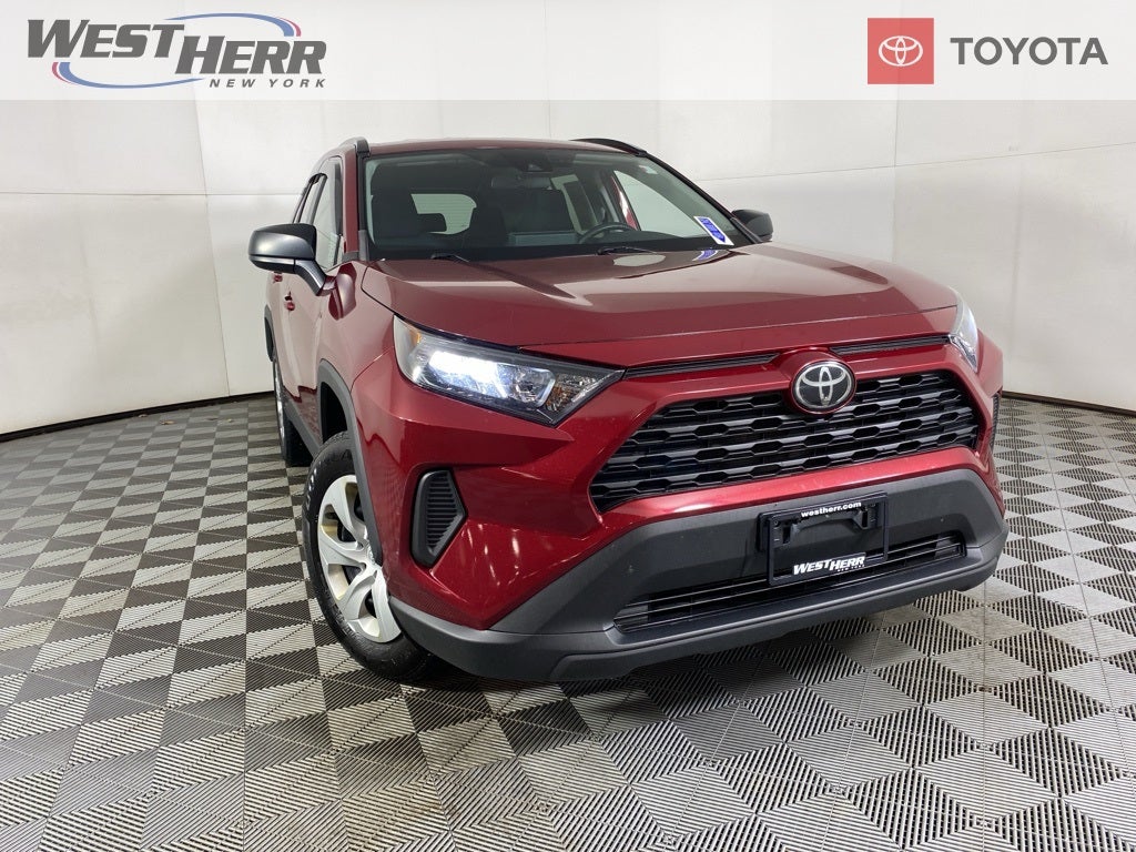 2020 Toyota RAV4 LE