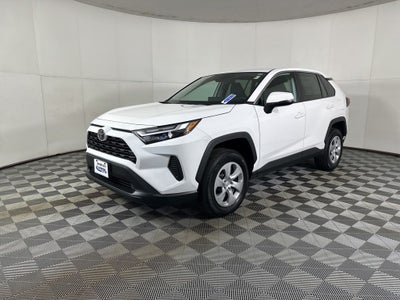2024 Toyota RAV4 LE