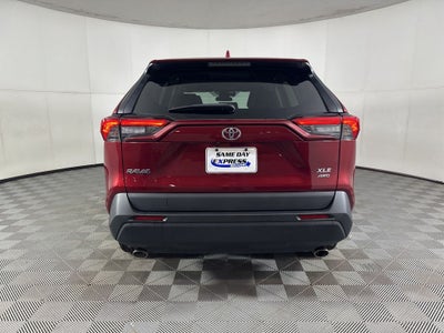 2020 Toyota RAV4 XLE