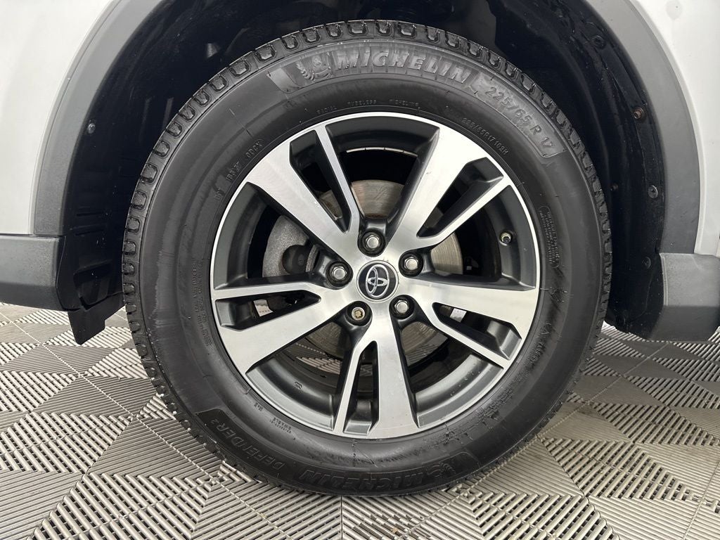 2018 Toyota RAV4 XLE