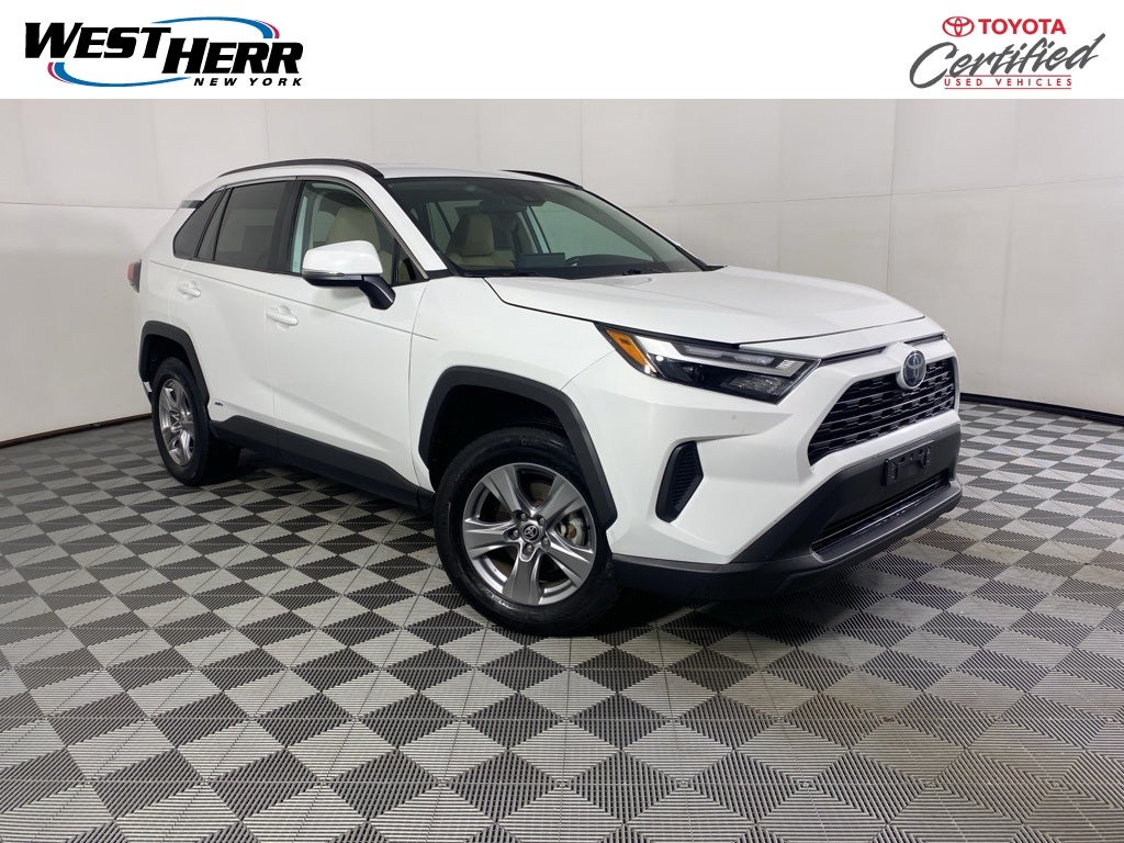 2022 Toyota RAV4 Hybrid XLE