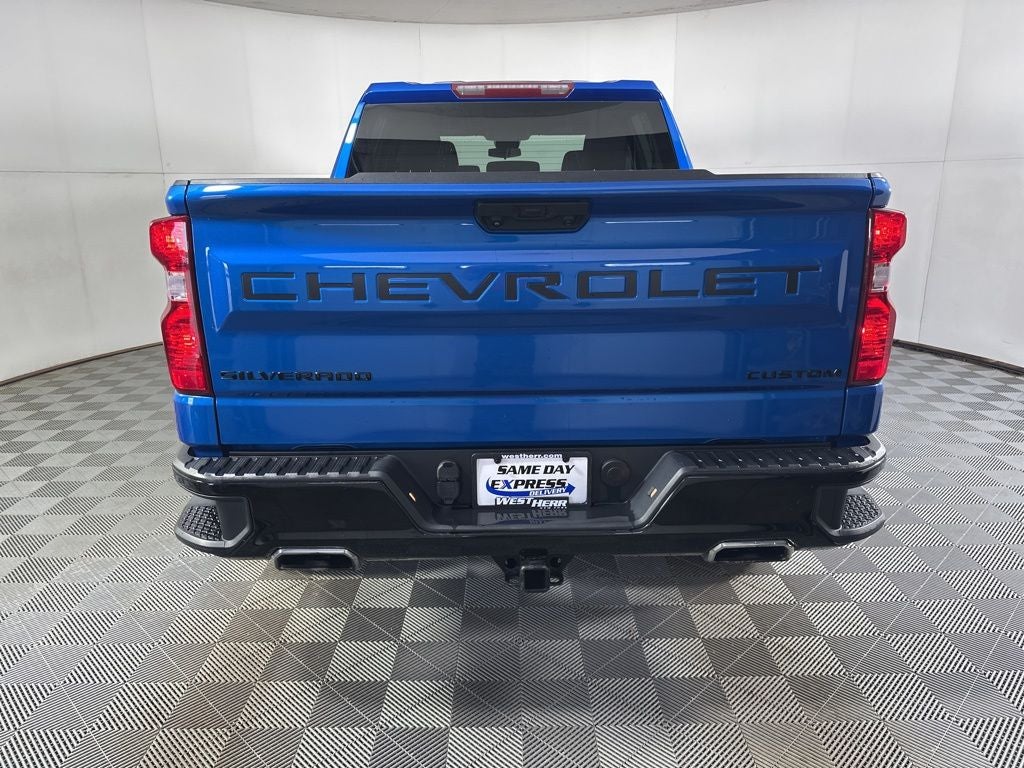 2022 Chevrolet Silverado 1500 Custom Trail Boss