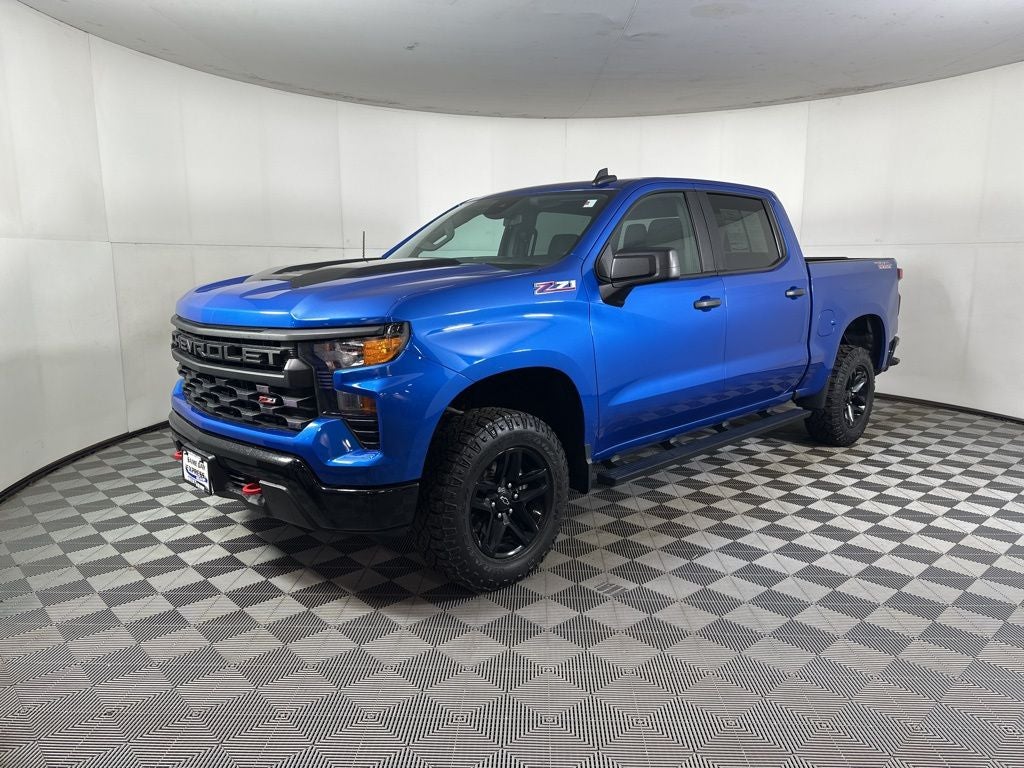 2022 Chevrolet Silverado 1500 Custom Trail Boss