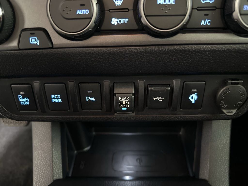 2022 Toyota Tacoma TRD Sport V6