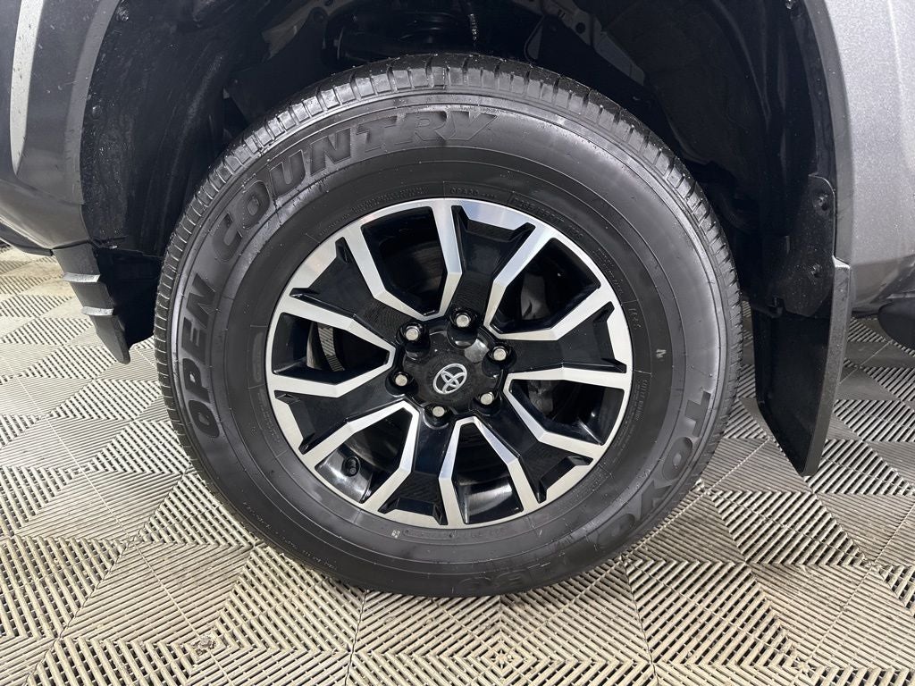 2023 Toyota Tacoma TRD Sport V6