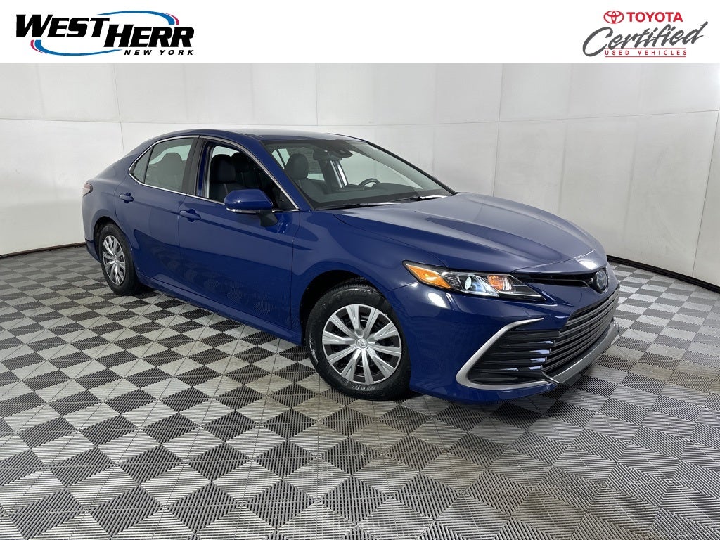 2023 Toyota Camry Hybrid LE