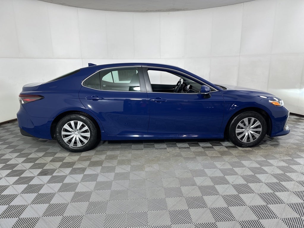 2023 Toyota Camry Hybrid LE
