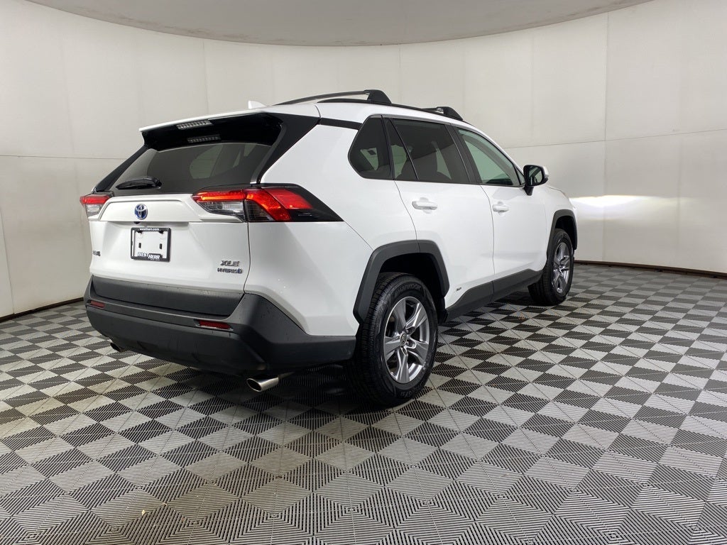2023 Toyota RAV4 Hybrid XLE