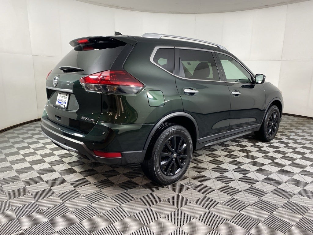2020 Nissan Rogue SV